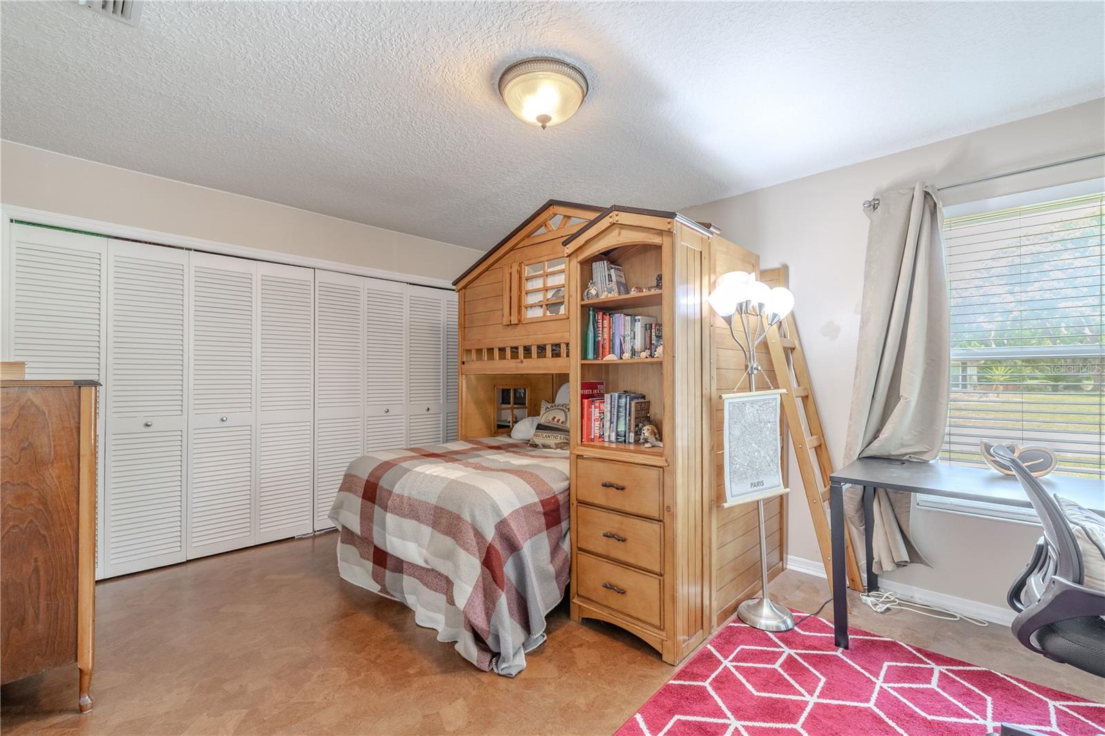 Listing photo id 34 for 465 Holly Hill Road