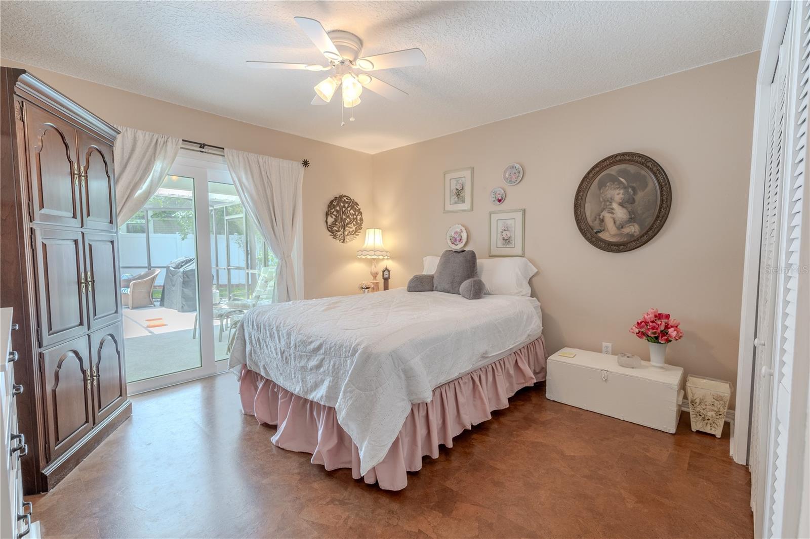 Listing photo id 37 for 465 Holly Hill Road