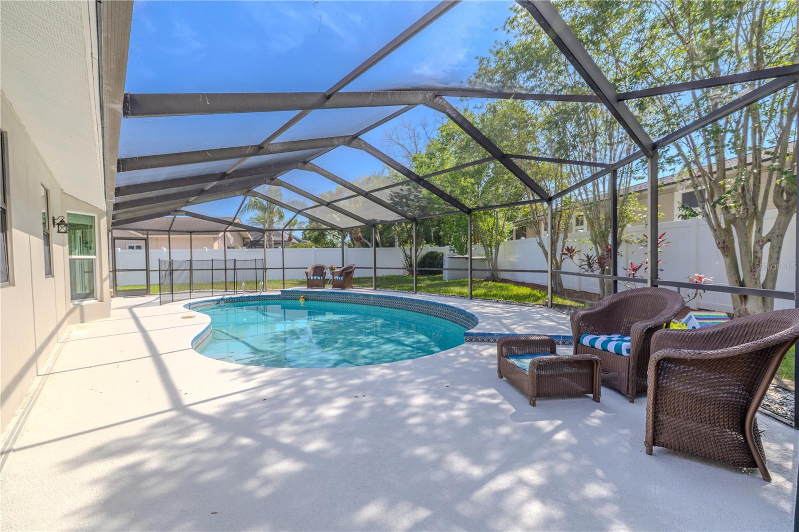 Listing photo id 41 for 465 Holly Hill Road