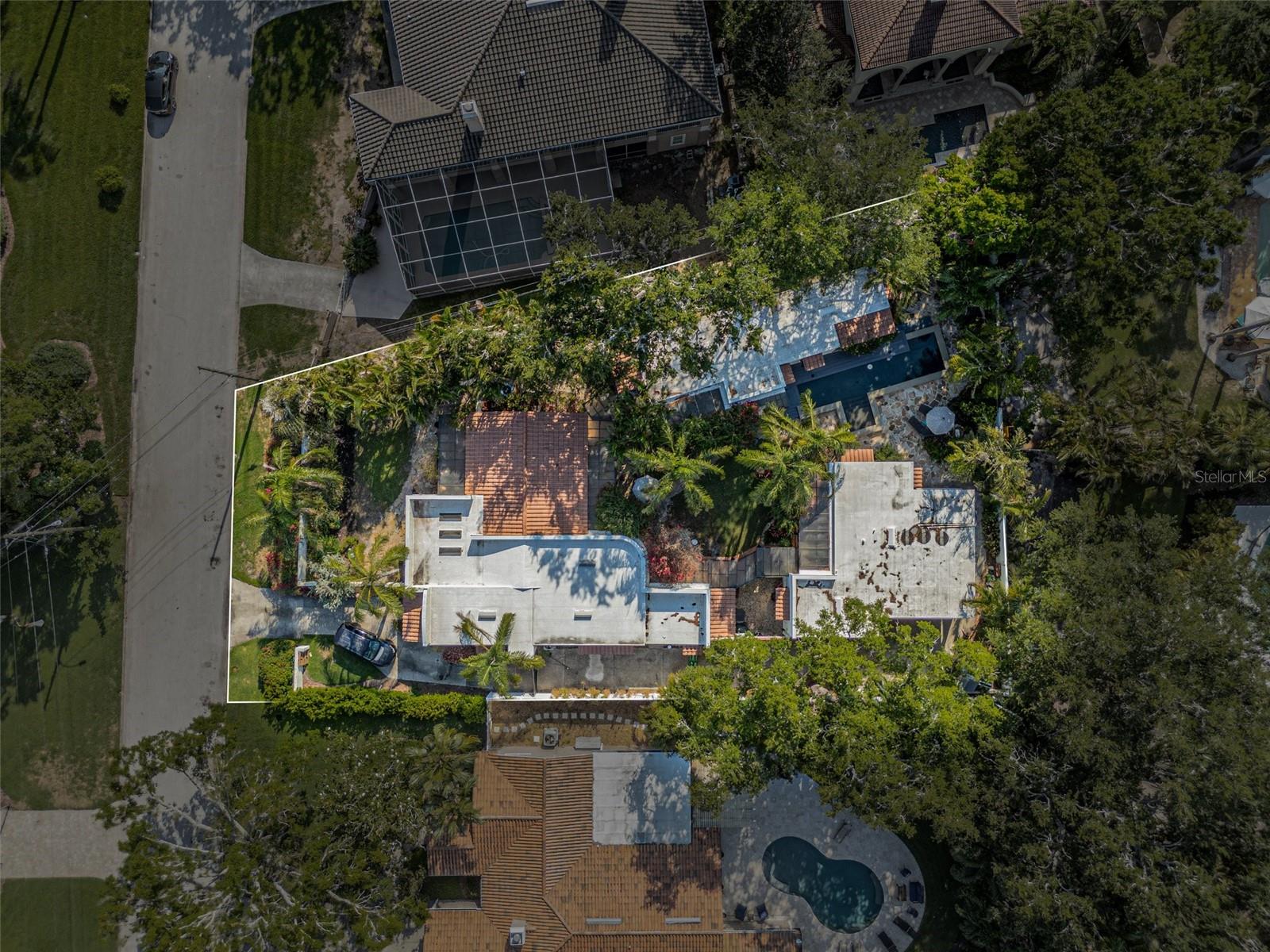 Image 91 of 99 For 122 Miramar Boulevard Ne