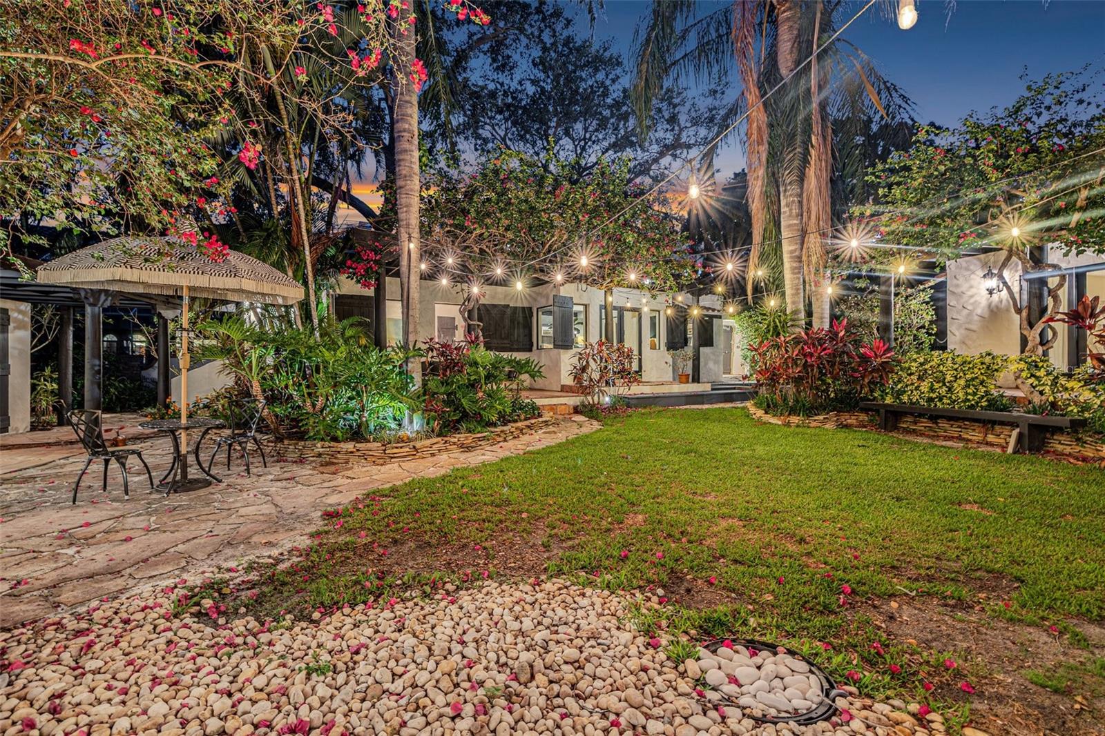 Image 95 of 99 For 122 Miramar Boulevard Ne