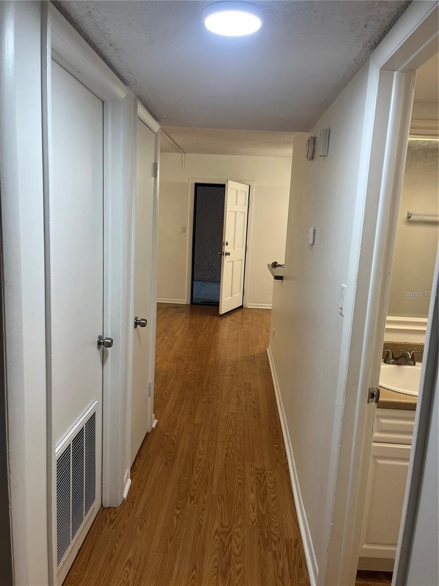 Image 7 of 24 For 4708 Michael Court 104