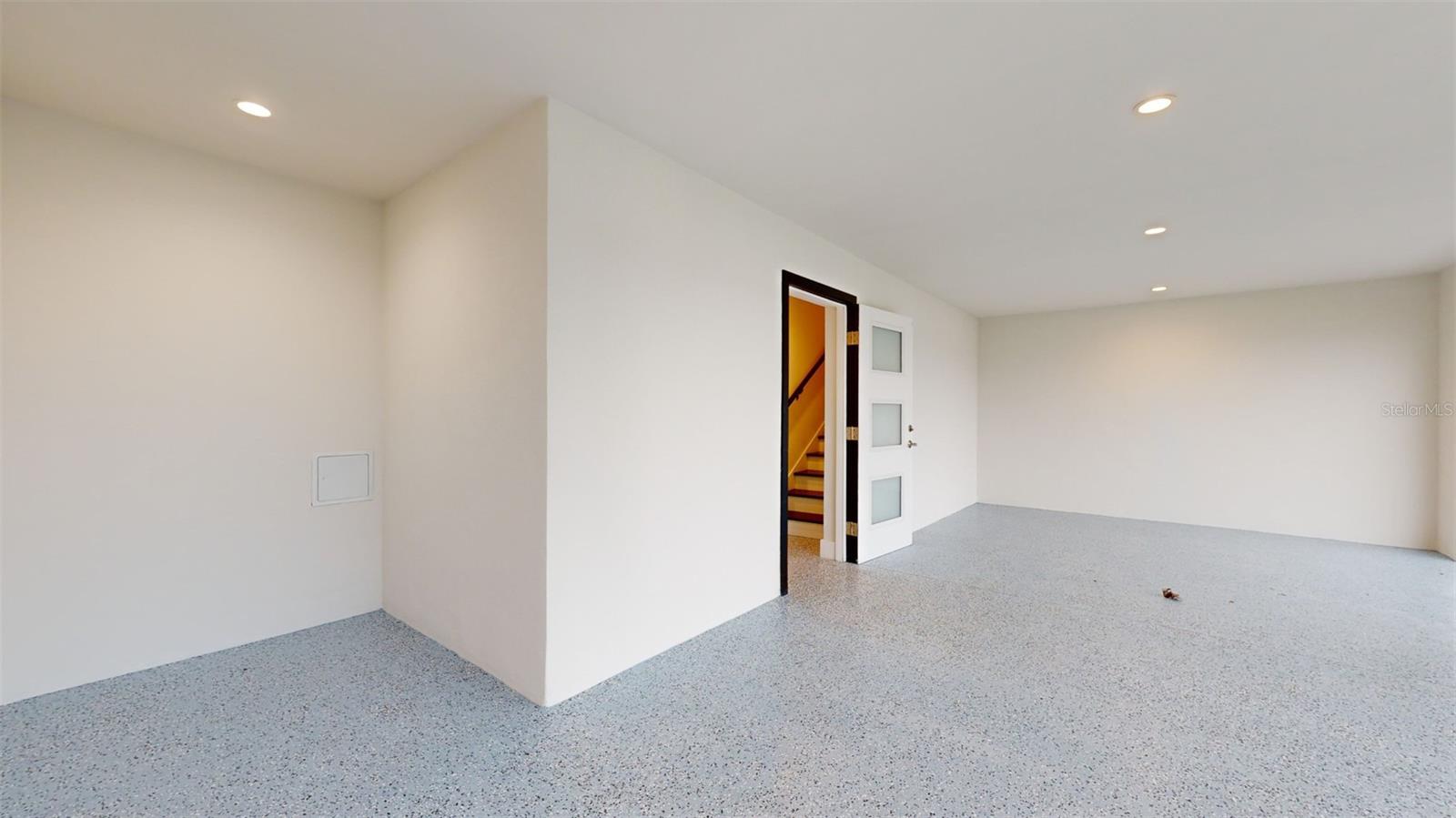 Image 16 of 23 For 771 Gran Kaymen Way
