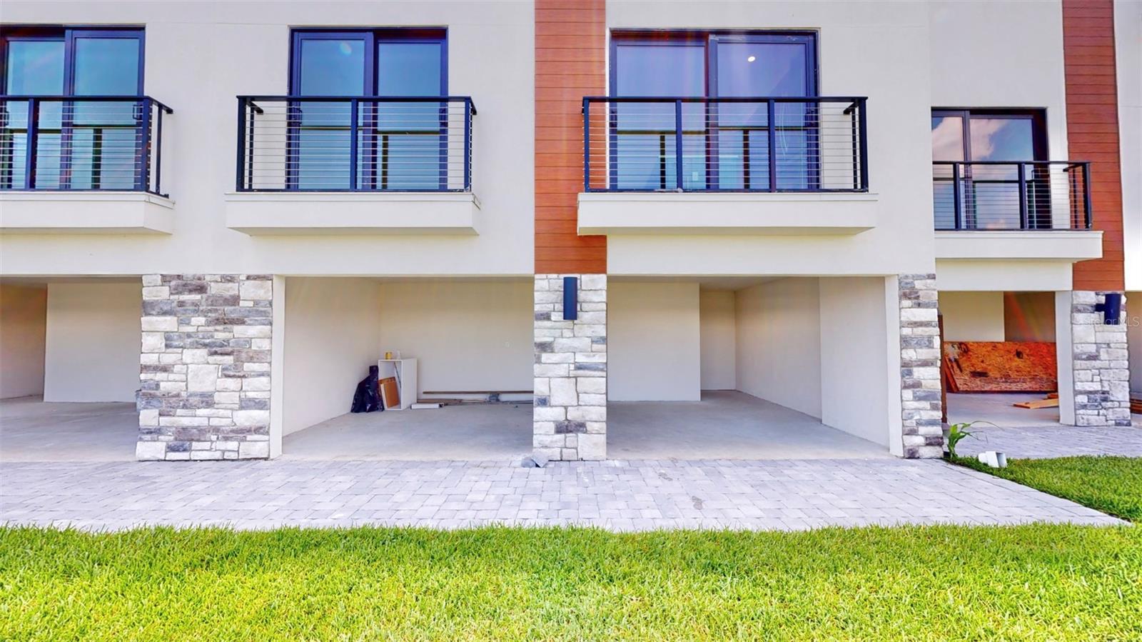 Image 20 of 23 For 771 Gran Kaymen Way