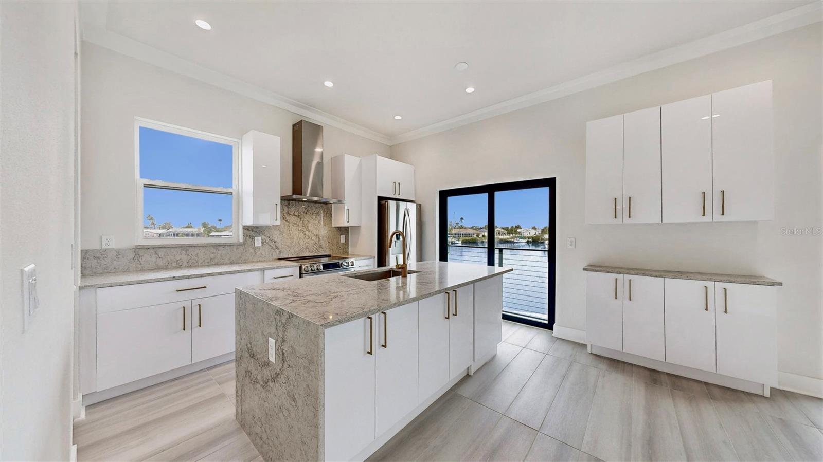 Image 4 of 23 For 771 Gran Kaymen Way