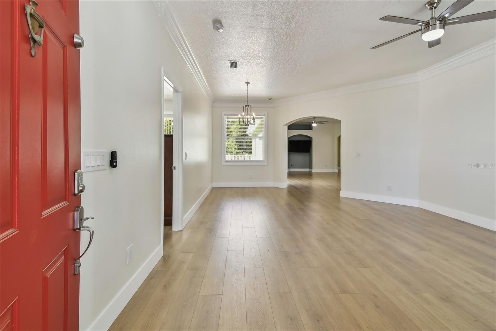 Image 10 of 82 For 9709 Bay Colony Drive