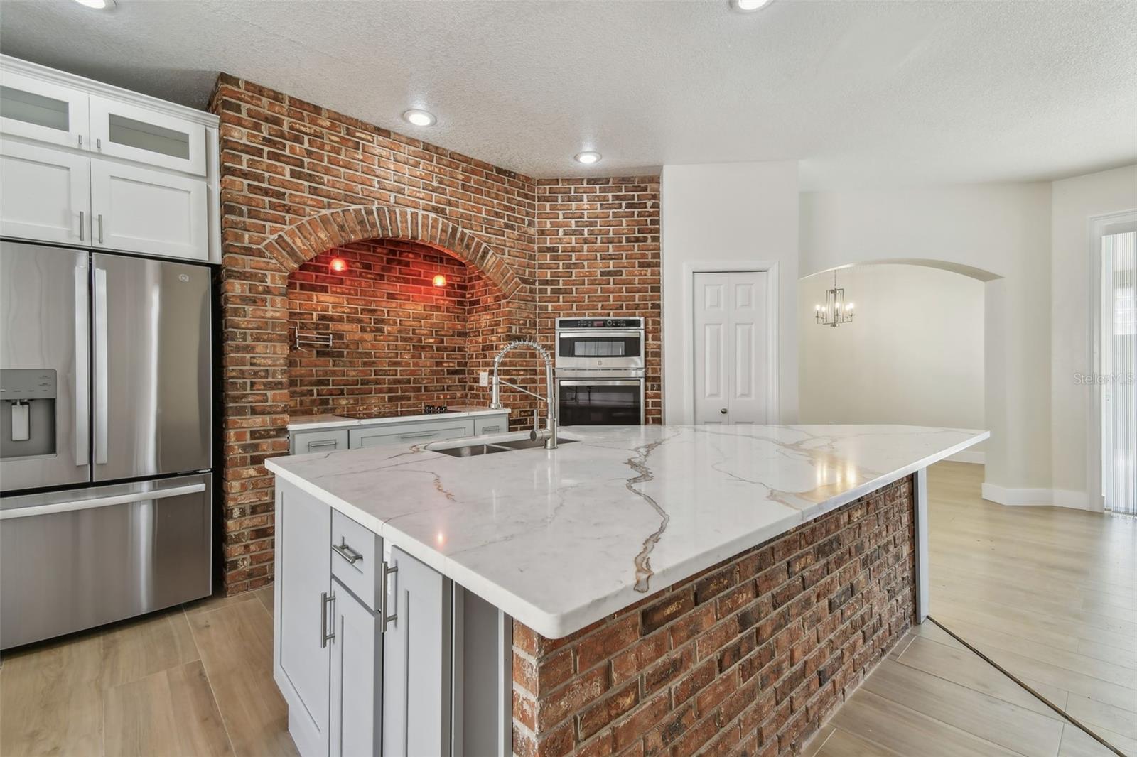 Image 20 of 82 For 9709 Bay Colony Drive