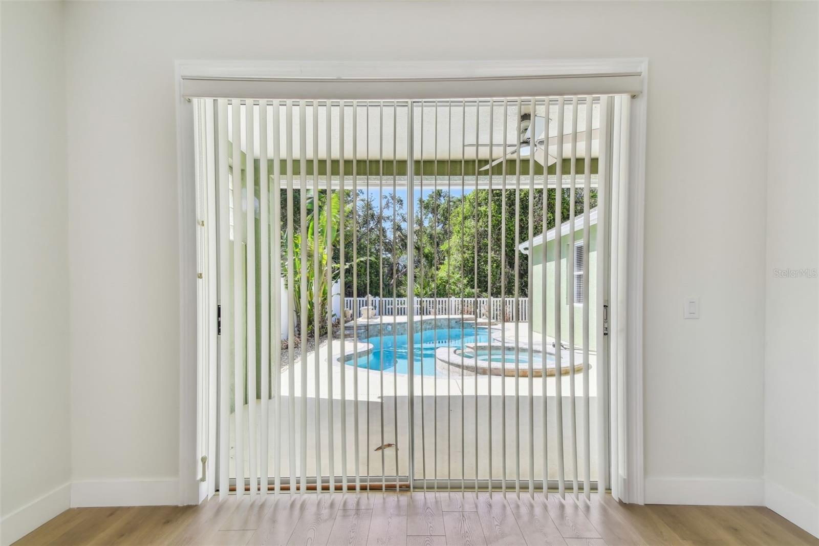 Image 35 of 82 For 9709 Bay Colony Drive