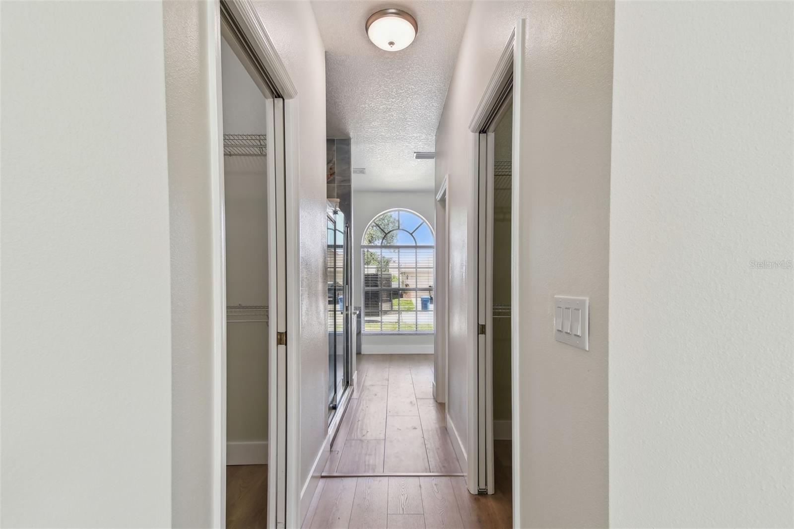 Image 36 of 82 For 9709 Bay Colony Drive