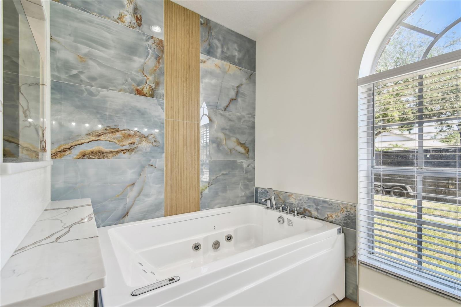 Image 38 of 82 For 9709 Bay Colony Drive