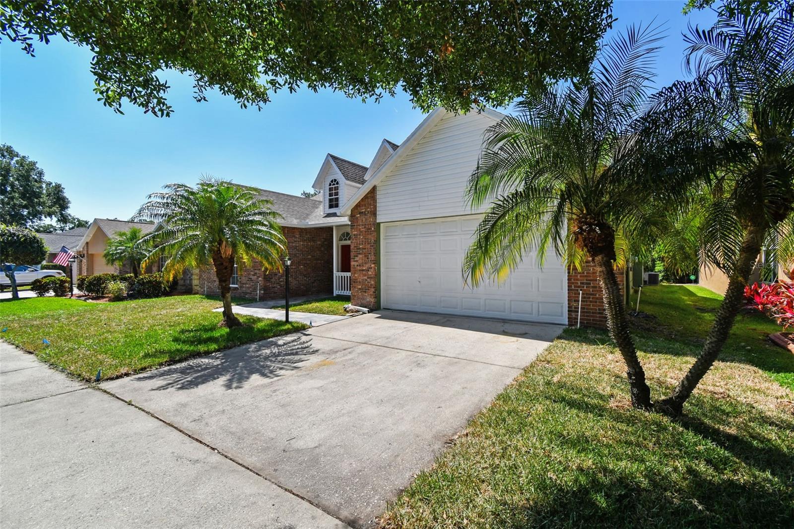 Image 4 of 82 For 9709 Bay Colony Drive