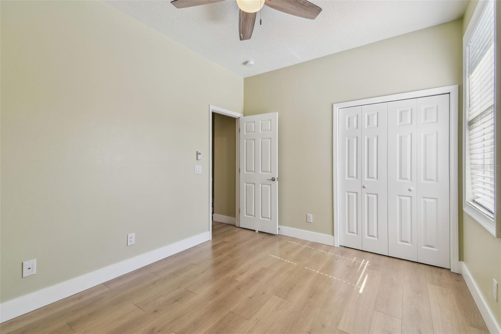 Image 45 of 82 For 9709 Bay Colony Drive