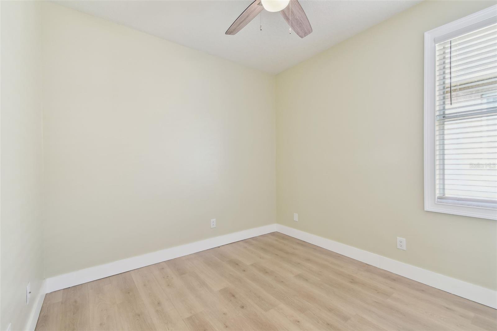 Image 47 of 82 For 9709 Bay Colony Drive