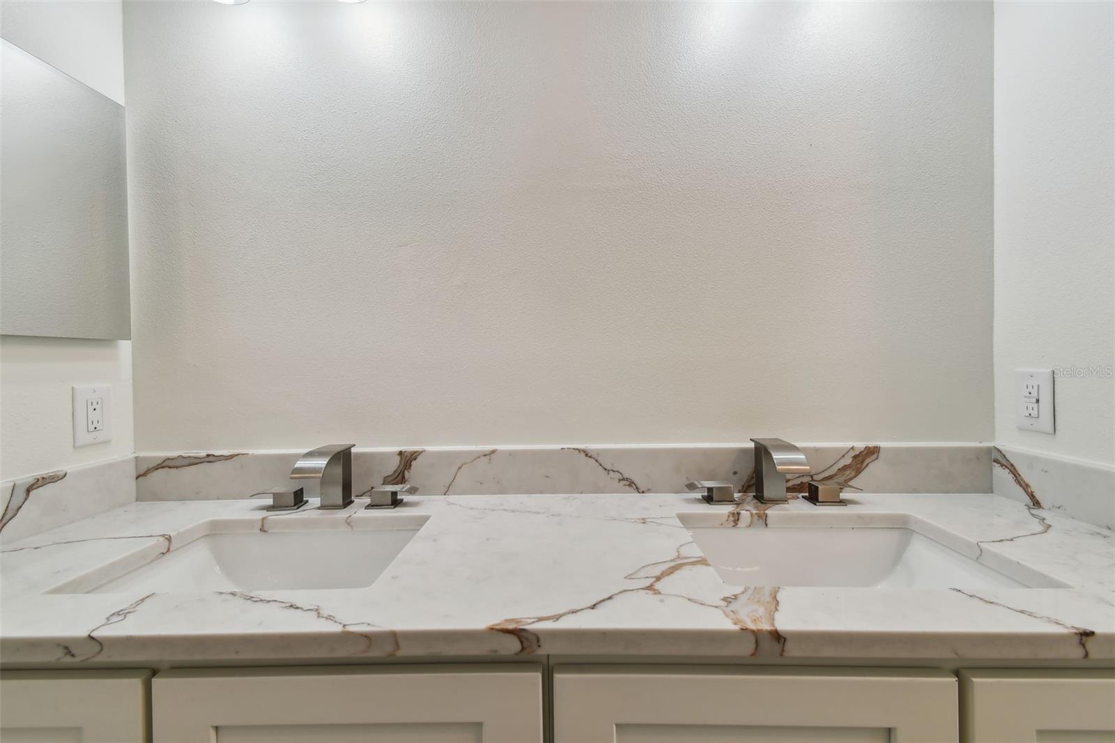 Image 58 of 82 For 9709 Bay Colony Drive