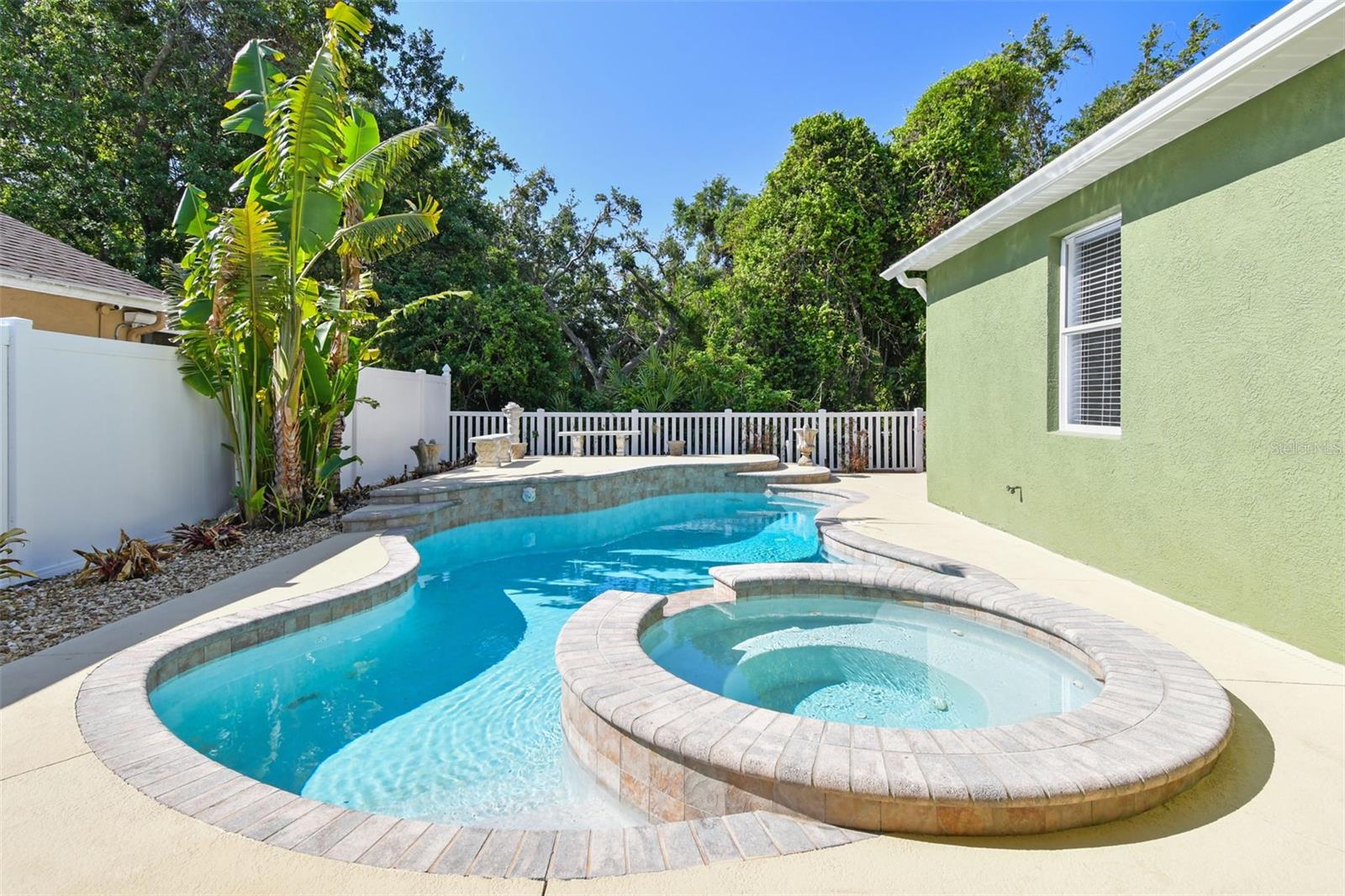 Image 63 of 82 For 9709 Bay Colony Drive