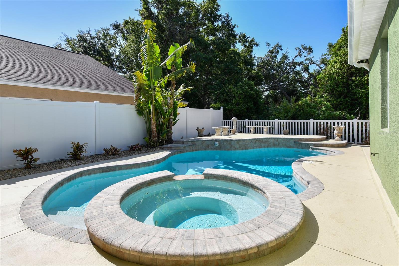 Image 65 of 82 For 9709 Bay Colony Drive