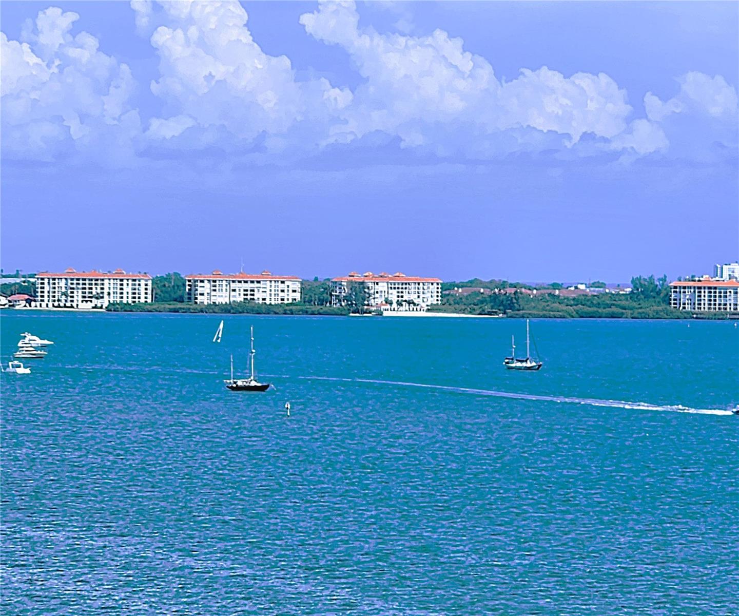 Image 10 of 69 For 6060 Shore Boulevard S 903