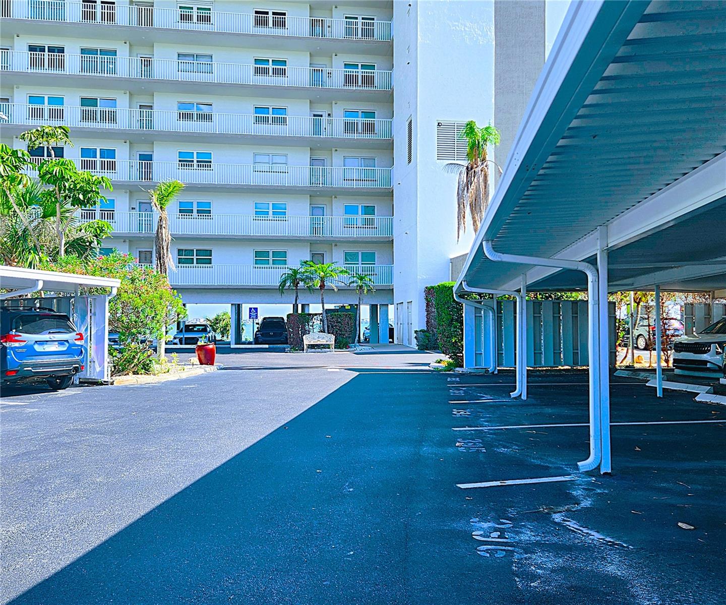 Image 56 of 69 For 6060 Shore Boulevard S 903