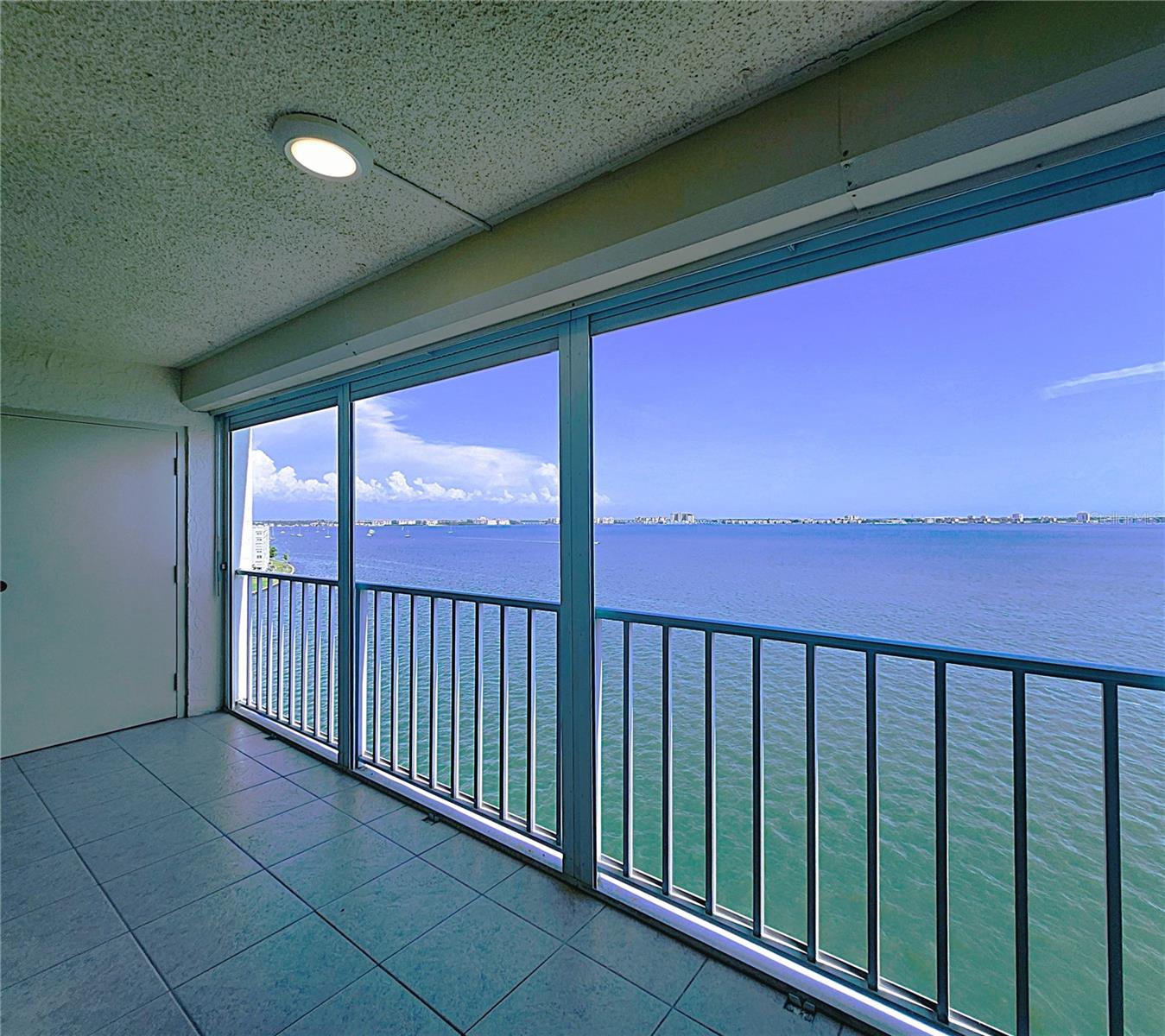Image 60 of 69 For 6060 Shore Boulevard S 903
