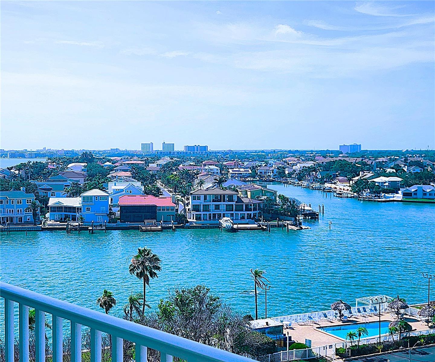 Image 7 of 69 For 6060 Shore Boulevard S 903
