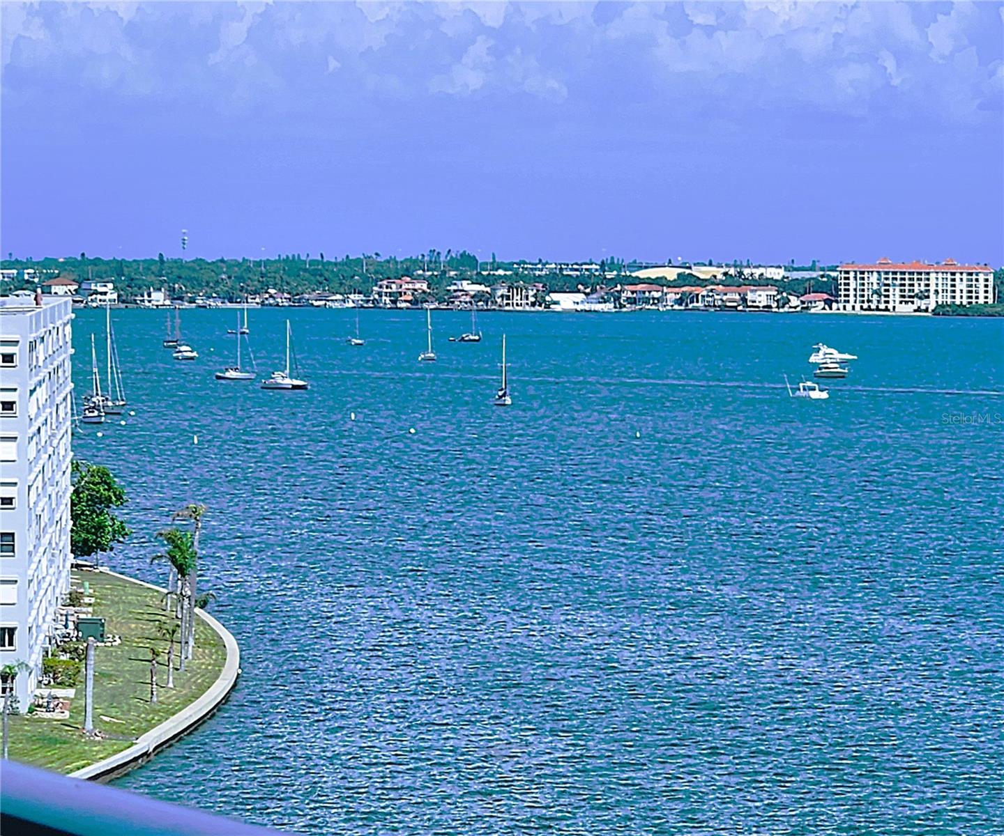 Image 9 of 69 For 6060 Shore Boulevard S 903