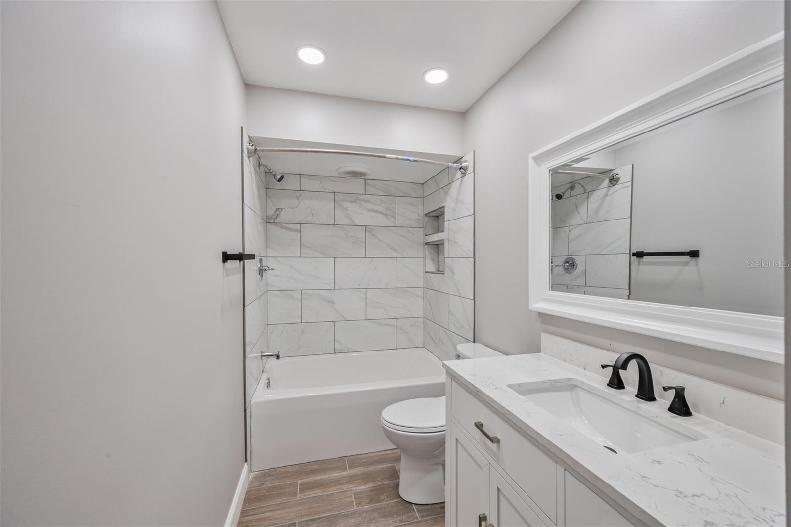 Image 13 of 29 For 4463 Vieux Carre Circle