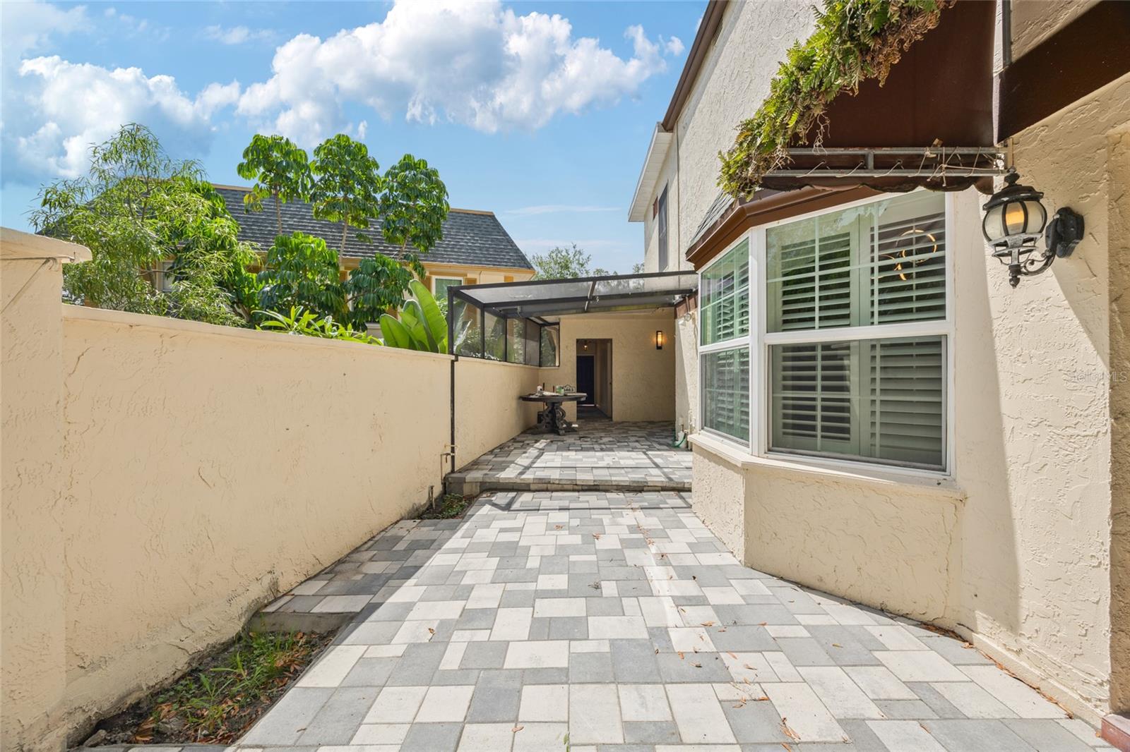 Image 20 of 29 For 4463 Vieux Carre Circle