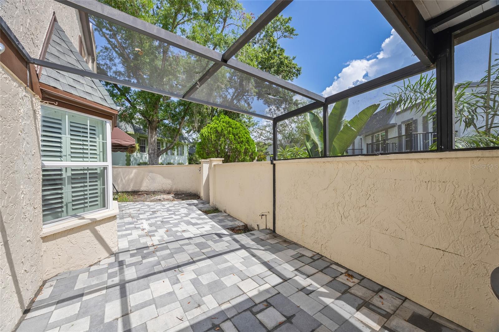 Image 22 of 29 For 4463 Vieux Carre Circle