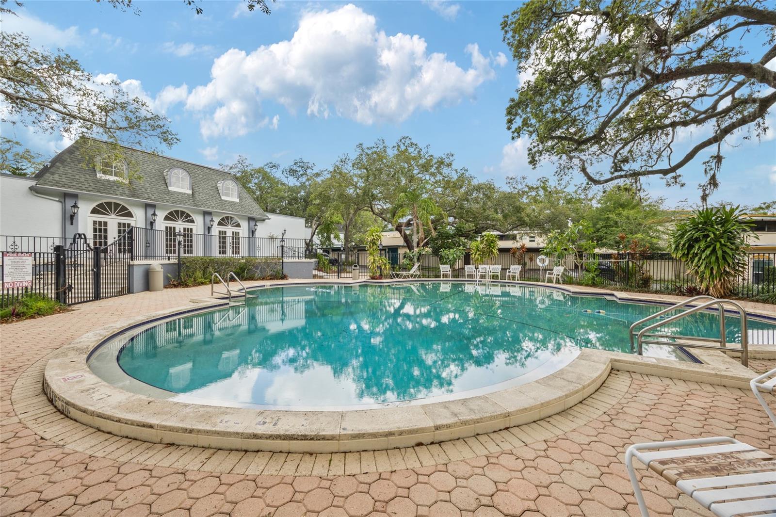 Image 27 of 29 For 4463 Vieux Carre Circle