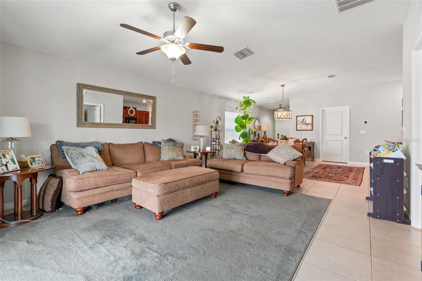 Listing photo id 13 for 10512 Fuzzy Cattail Street