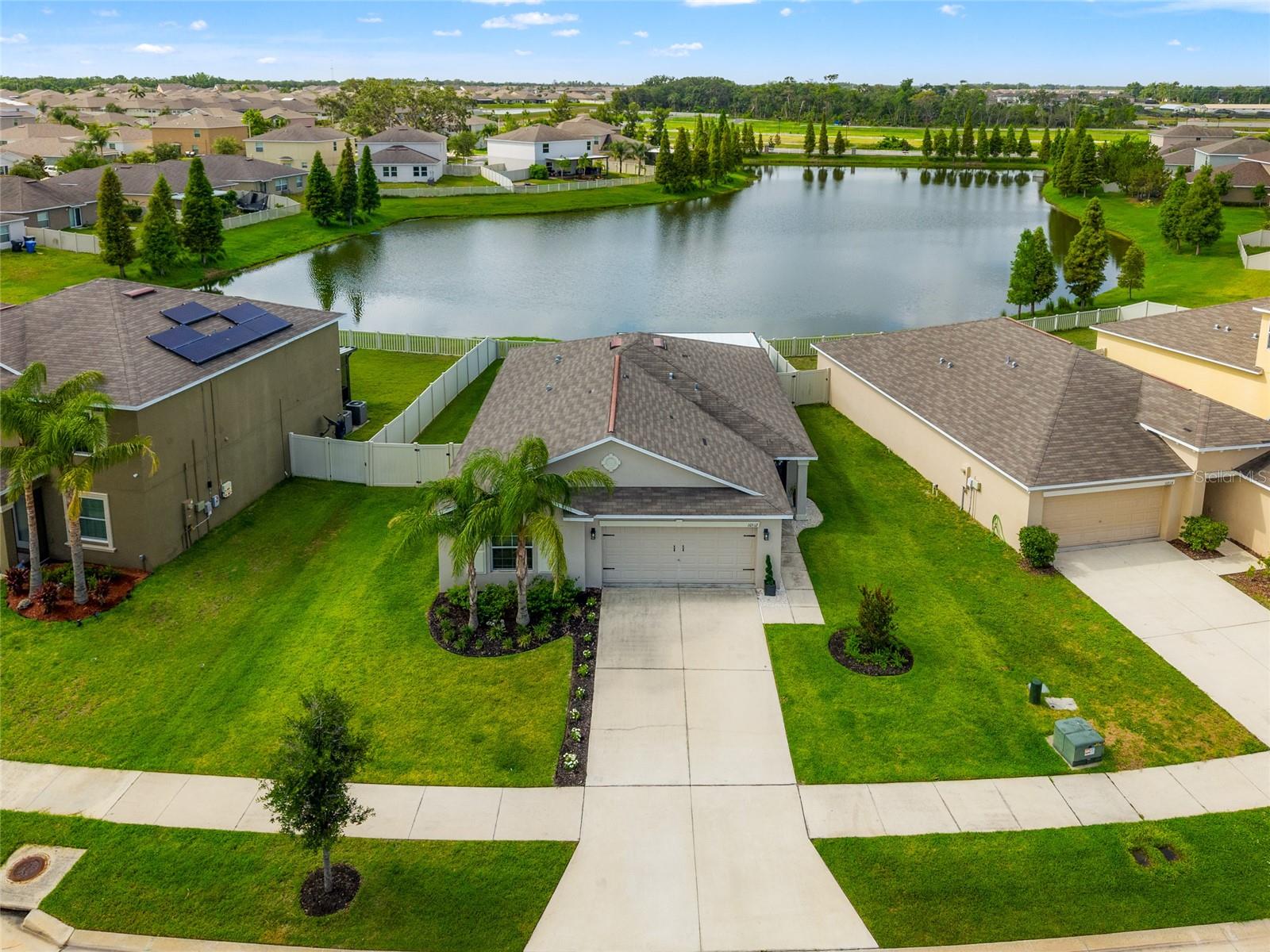 Listing photo id 0 for 10512 Fuzzy Cattail Street
