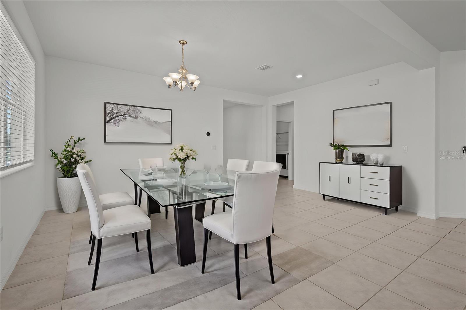 Image 2 of 7 For 12697 Achasta Boulevard