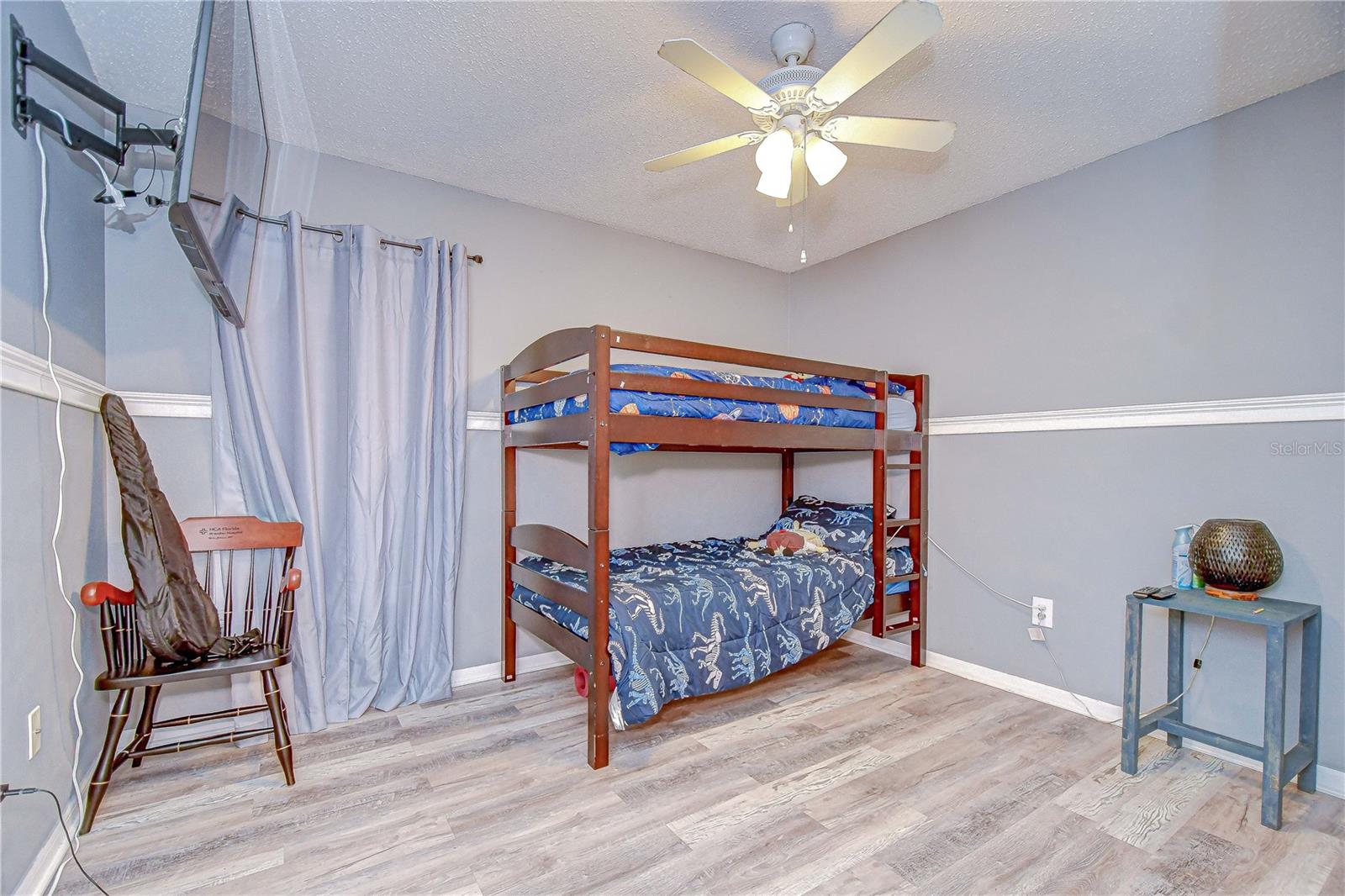 Image 16 of 26 For 6628 Summer Haven Drive