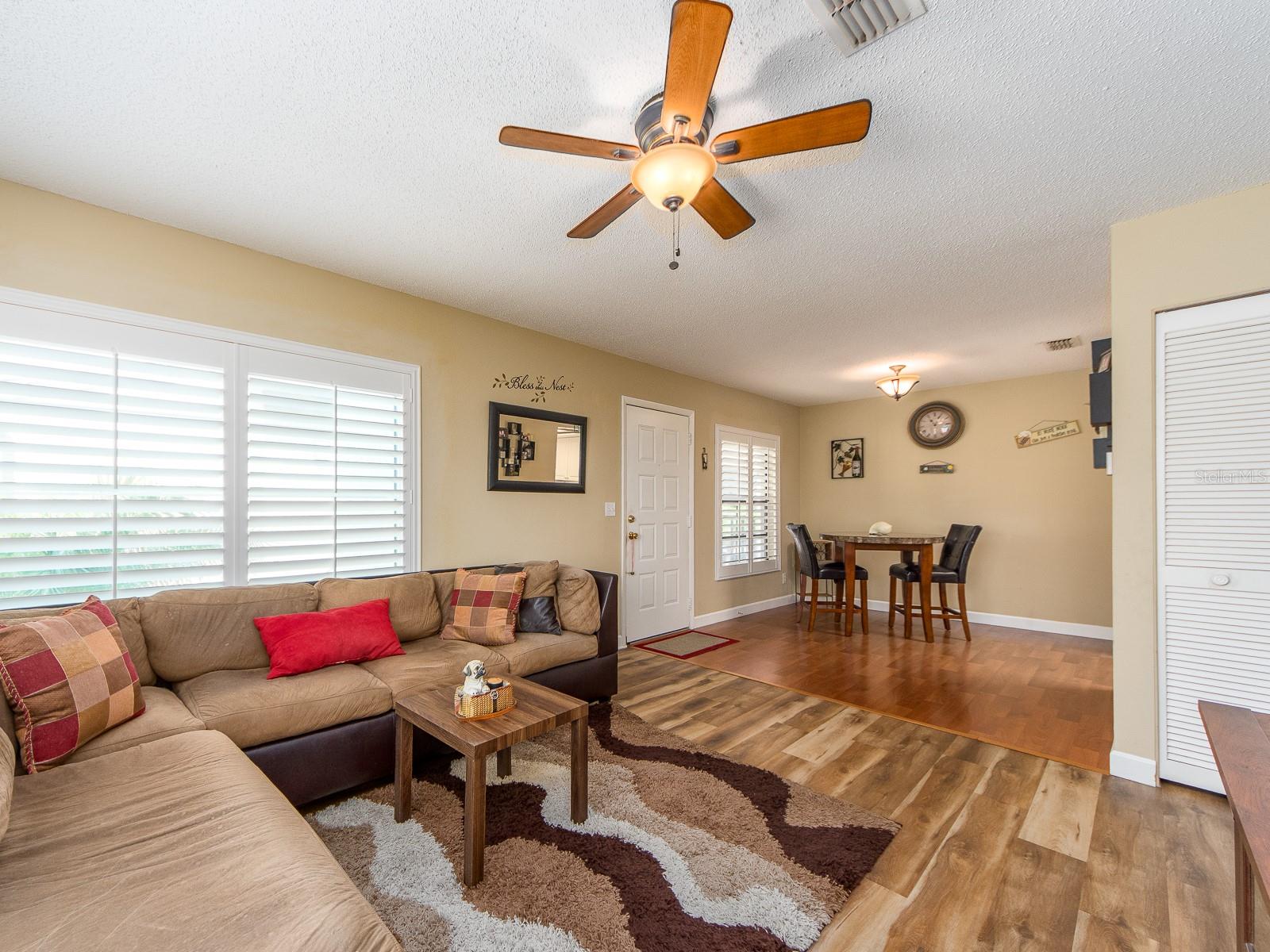 Image 4 of 31 For 2597 Countryside Boulevard 210