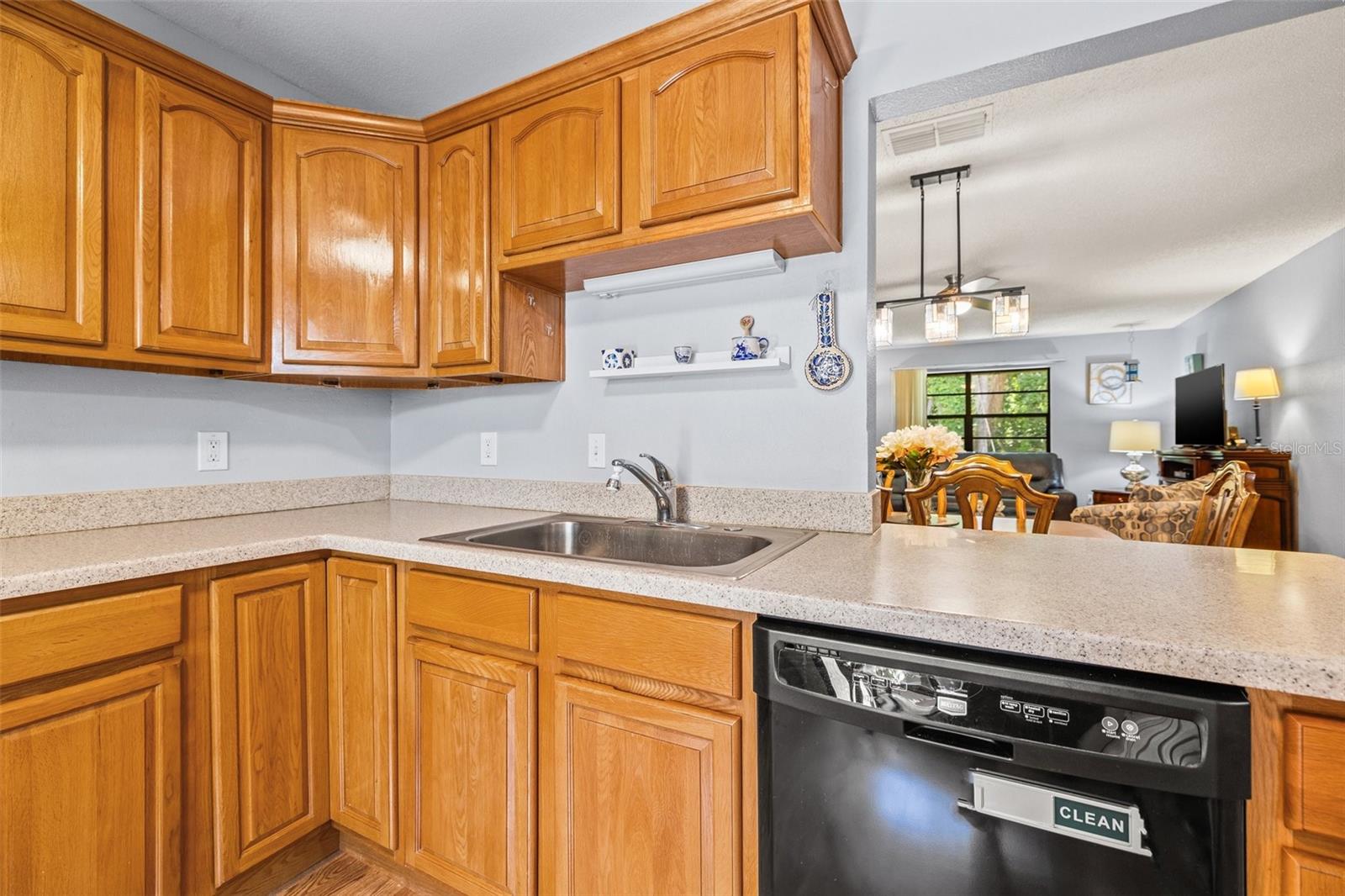 Image 8 of 30 For 2919 Fig Court