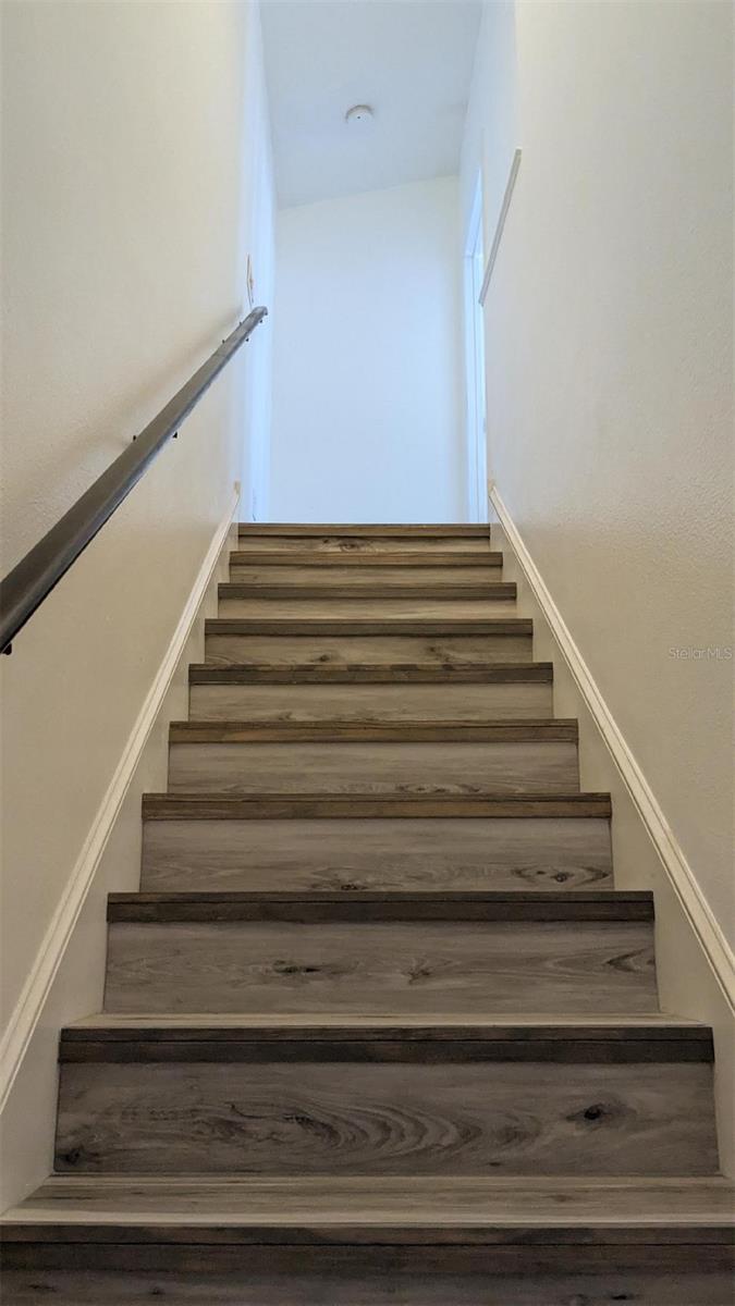 Image 31 of 50 For 1447 Emerald Hill Way