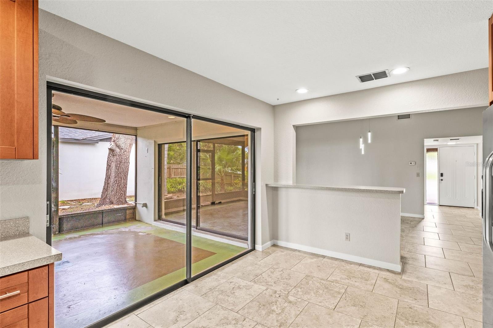 Image 11 of 33 For 2986 Cypress Green Drive