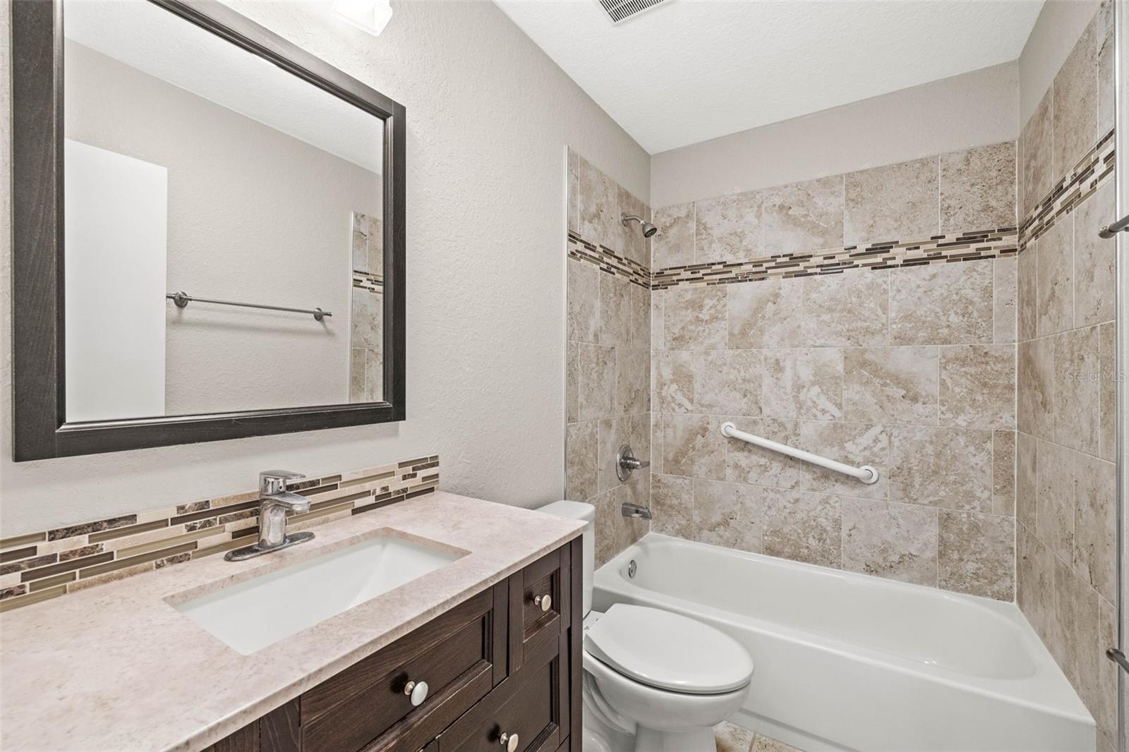 Image 14 of 33 For 2986 Cypress Green Drive
