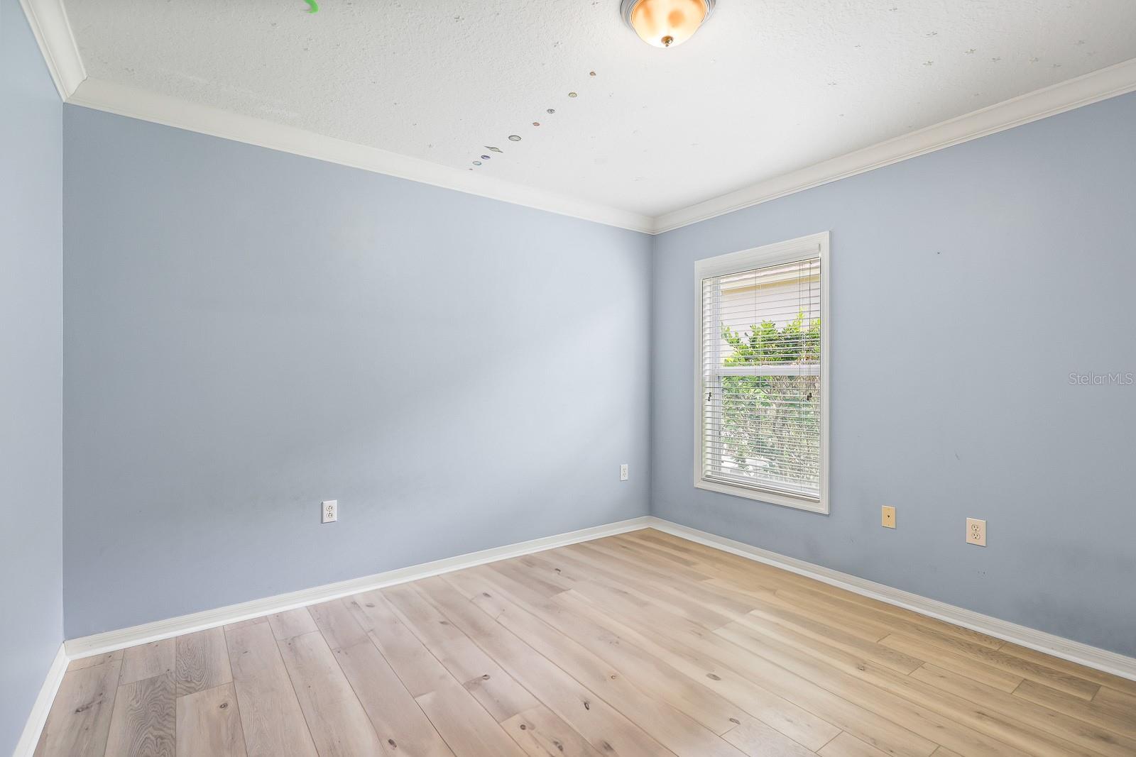 Image 30 of 43 For 16104 Bridgedale Drive