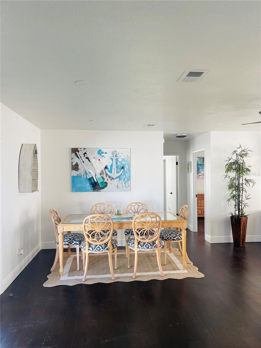 Image 4 of 17 For 4049 Ponea Drive