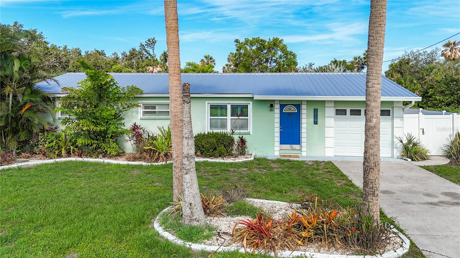 Details for 9929 Bay Drive, GIBSONTON, FL 33534