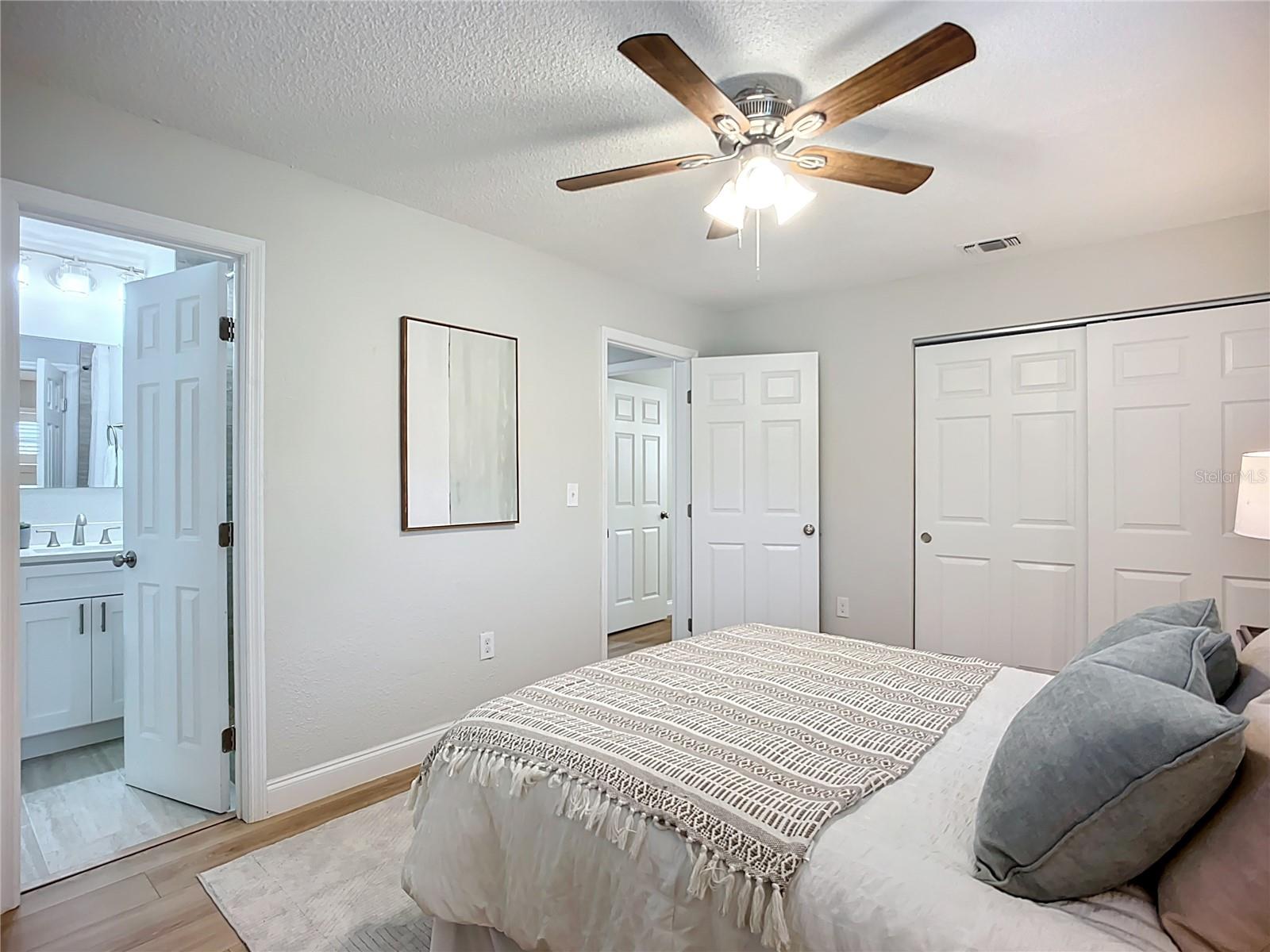 Image 12 of 37 For 9929 Bay Drive