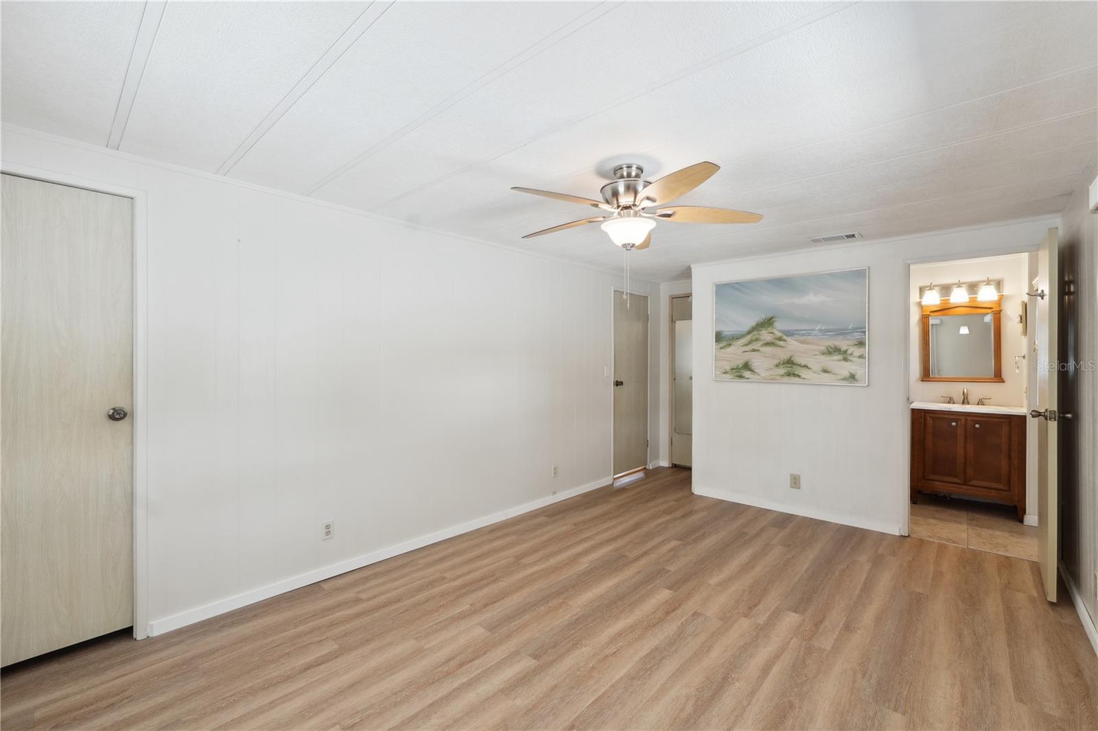 Image 19 of 30 For 7412 Grand Pine Drive