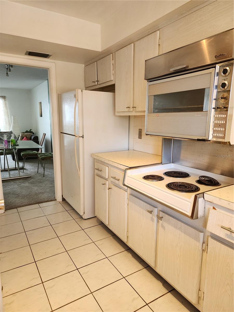 Image 13 of 16 For 5155 9th Avenue N 206 B