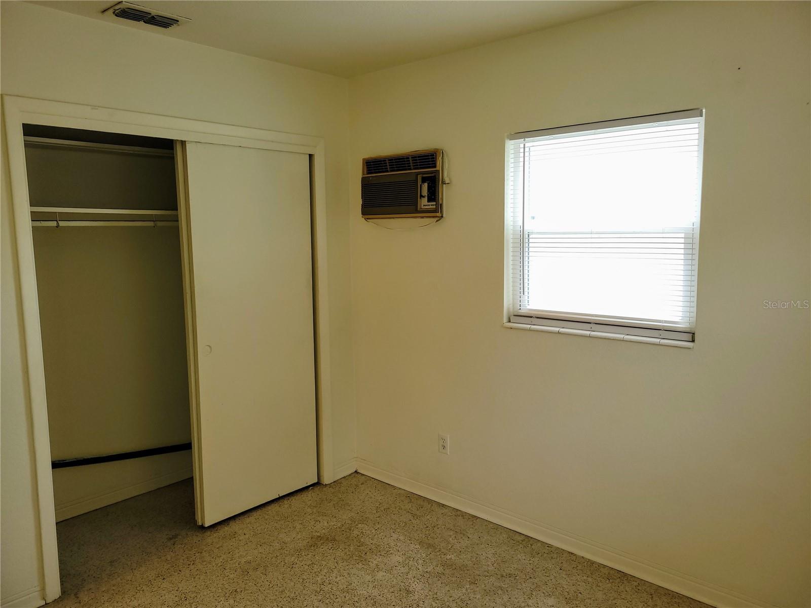 Image 11 of 21 For 755 42nd Avenue N