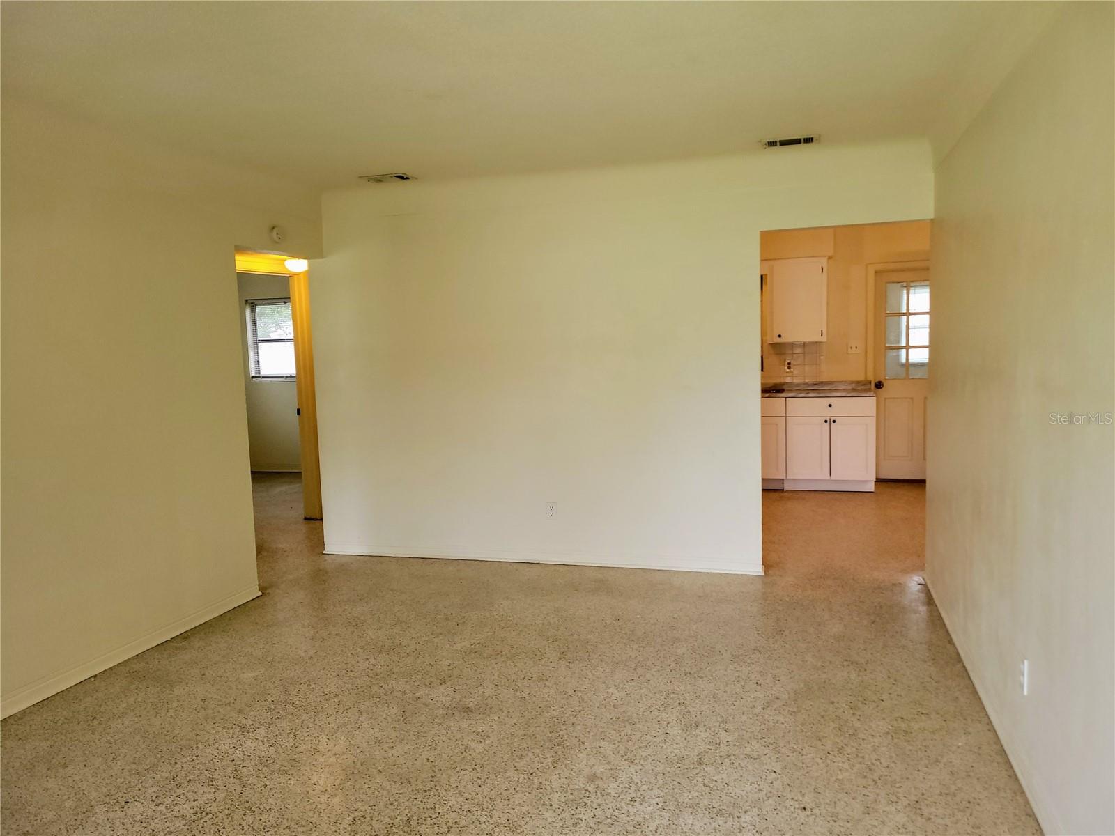 Image 3 of 21 For 755 42nd Avenue N