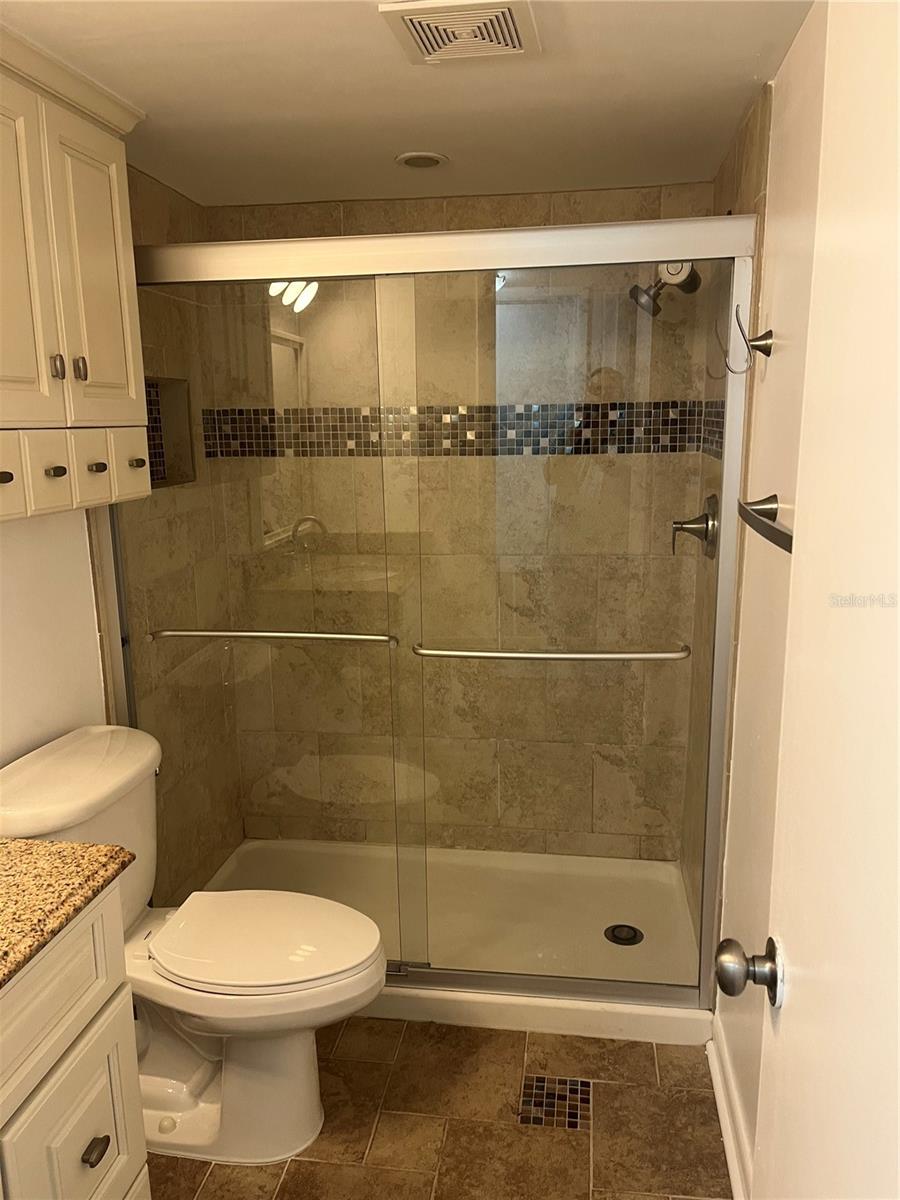 Image 7 of 22 For 4708 Michael Court 103