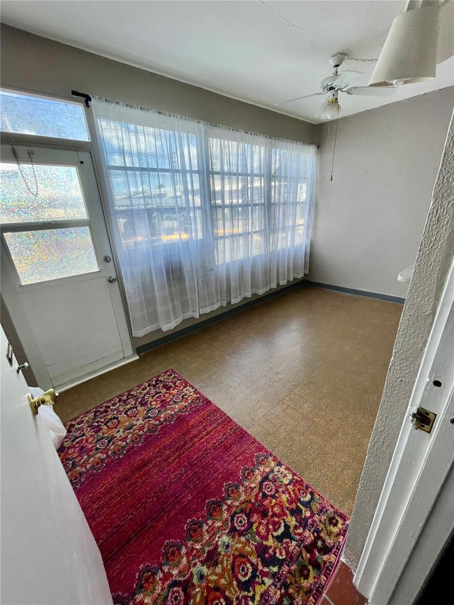 Image 11 of 14 For 1921 58th Avenue N 11