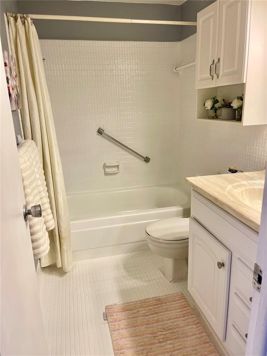 Image 13 of 14 For 1921 58th Avenue N 11