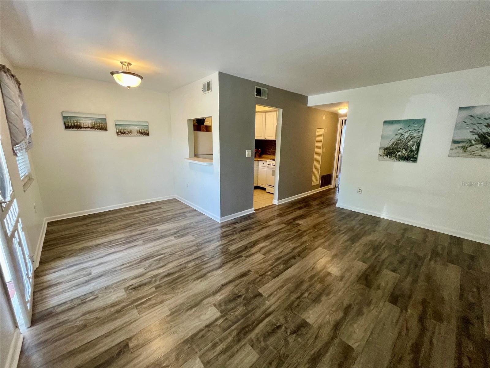 Image 4 of 14 For 1921 58th Avenue N 11